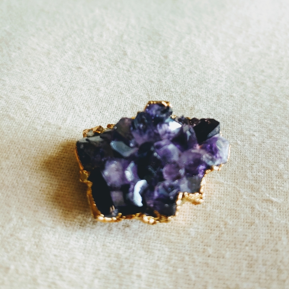 Jewelry - Picture 2 of 4
